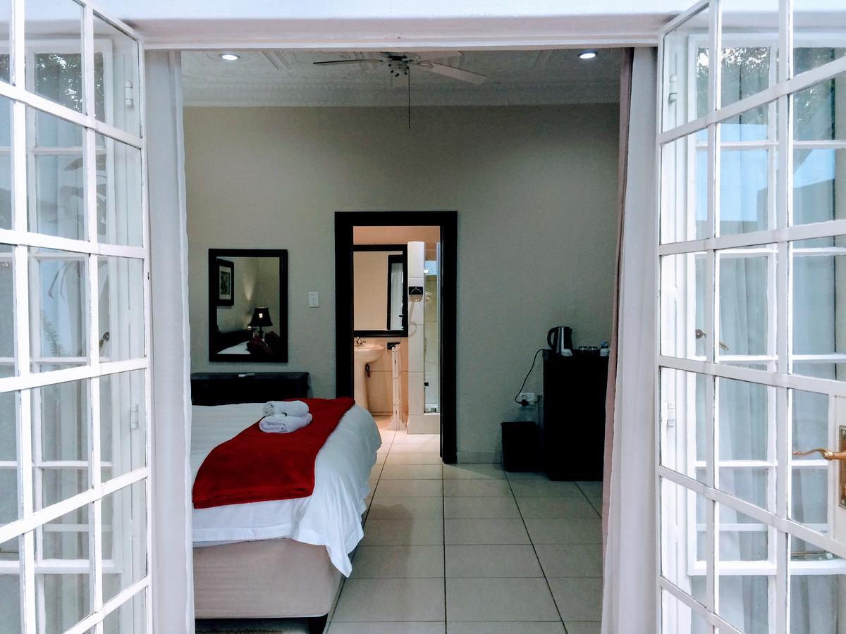 Guest house Place 4*